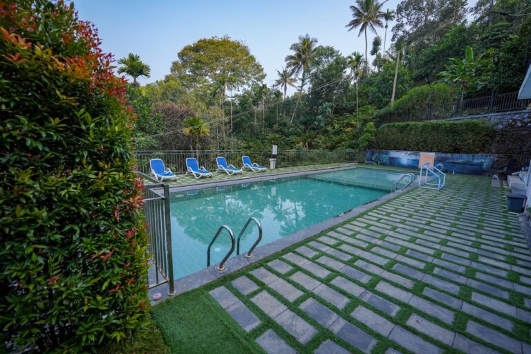 Resort in Munnar with Swimming Pool and Scenic View